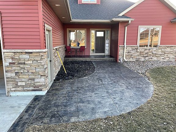 Stamped concrete entry 