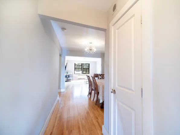 1119 Ocean Parkway image 8 of 15