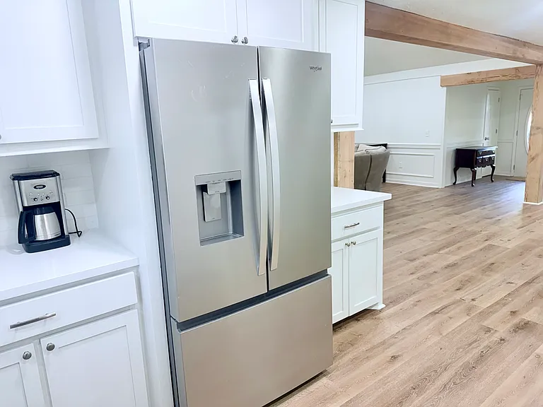 114 Redbud Trl — Photo 23