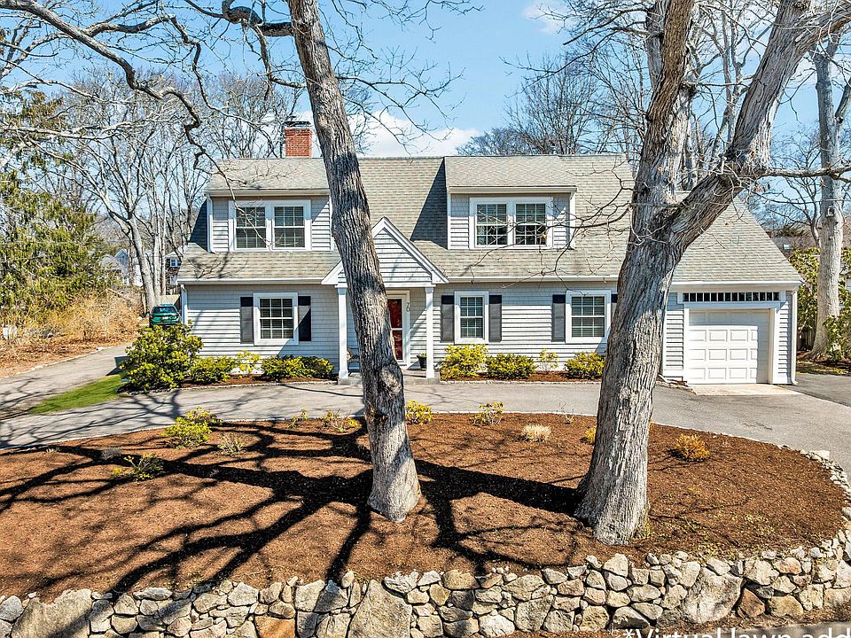1st image of 70 Lakeview Avenue