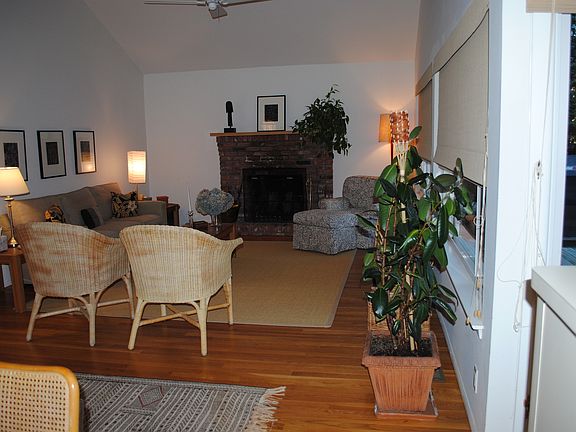 3rd image of 202 Treescape Dr