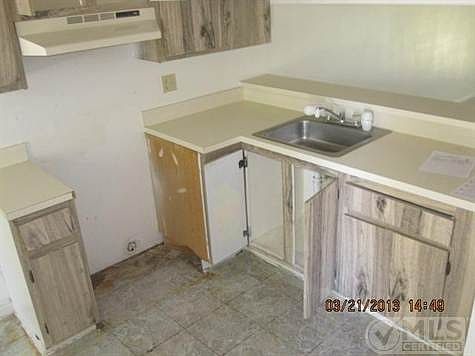 3rd image of 4203 Lakeside Dr