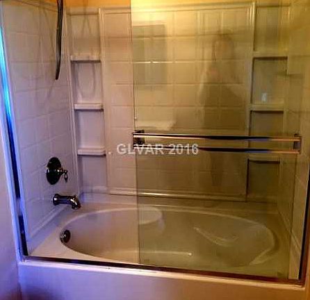 5th image of 6693 Burbage Ave