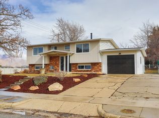 11 Quebec Cir, Tooele, UT 84074