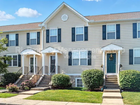 7237 Steel Dust Dr, New Albany, OH 43054