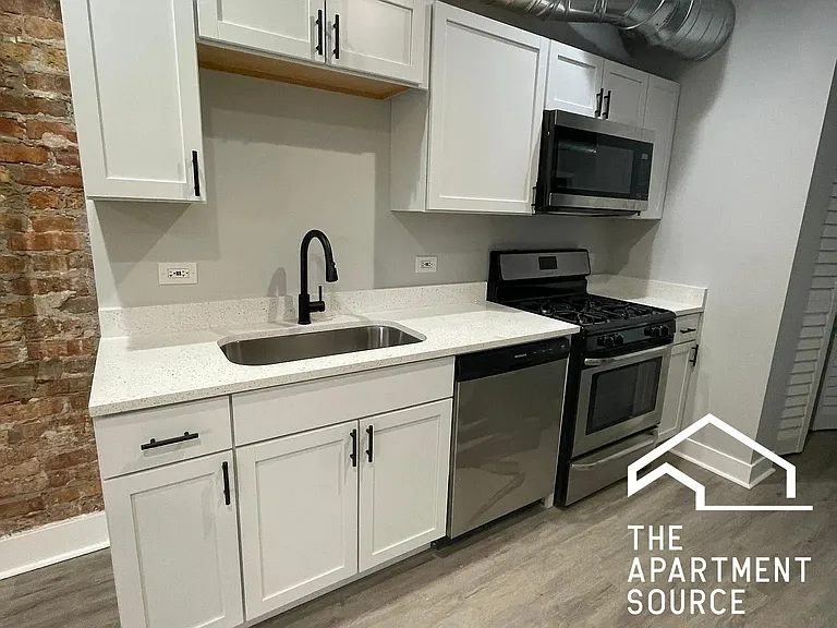 1606 W Wallen Ave #T — Photo 1