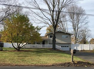 158 Rocky Hill Rd, Hadley, MA 01035