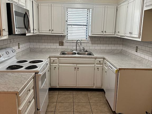 5th image of 2502 S 19th St APT B