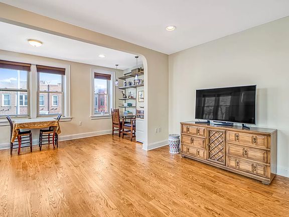 4th image of 30-52 36th St #1