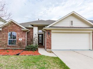 8327 Montego Bay Dr, Baytown, TX 77523
