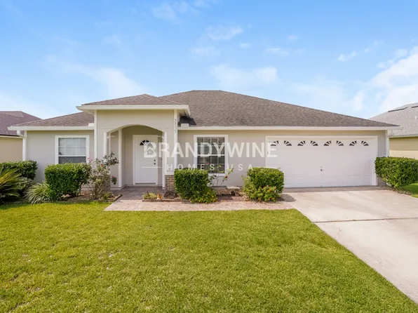 3159 Wavering Ln, Middleburg, FL 32068
