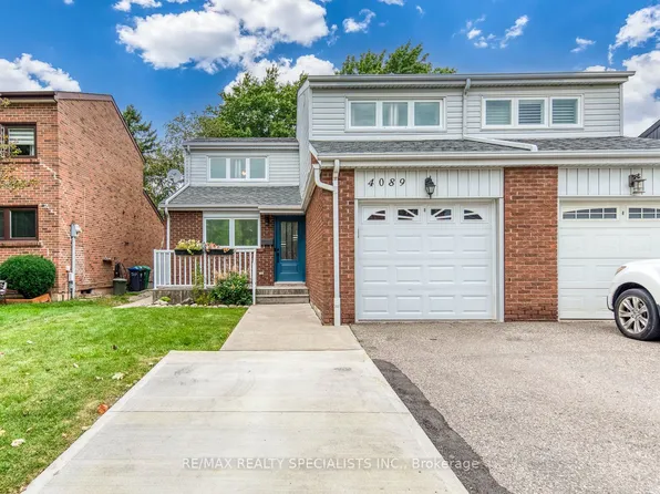 4089 Barbican Dr, Mississauga, ON L5L 2C4