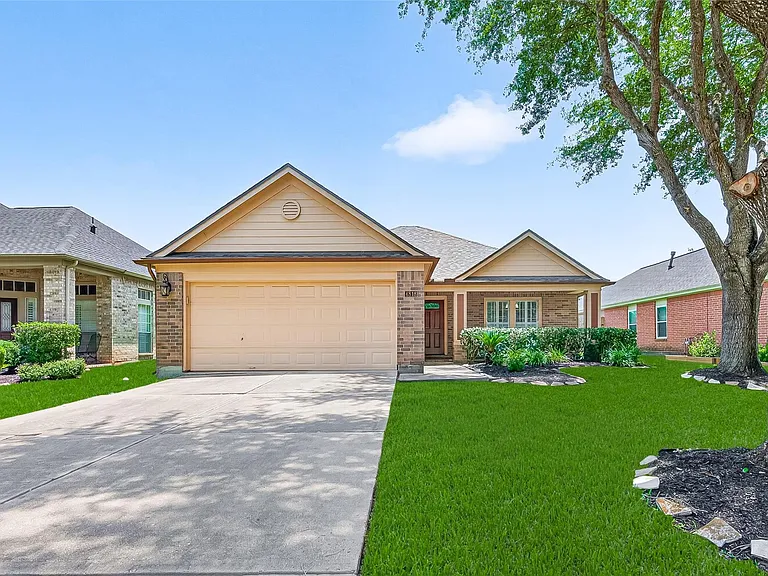 4818 Lake Catherine Ct — Photo 5