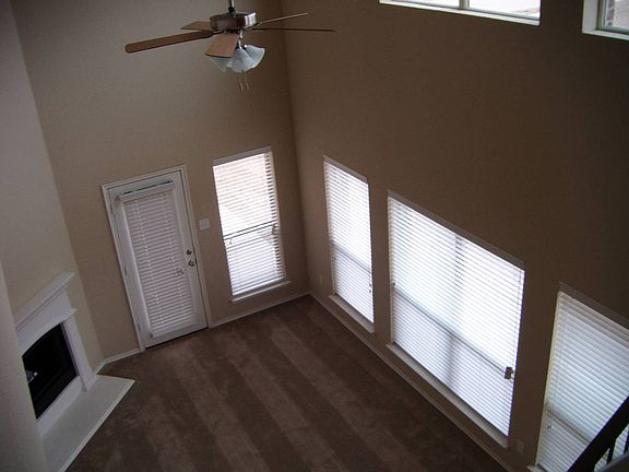 3rd image of 2229 Julian Dr