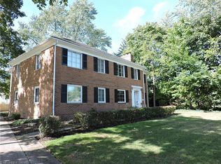 3336 Van Aken Blvd, Shaker Heights, OH 44120