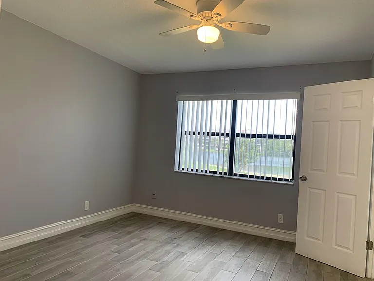 10011 Winding Lake Rd #101 — Photo 10