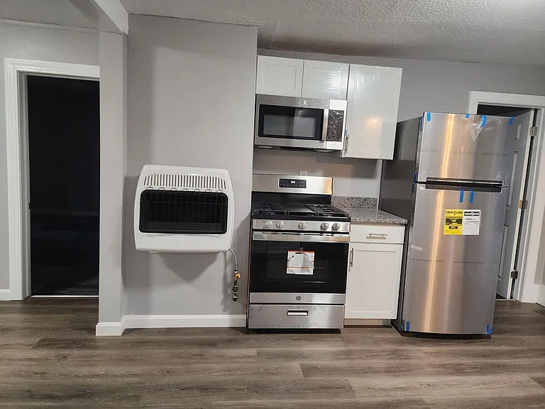 50 Allen Pl #2 — Photo 10