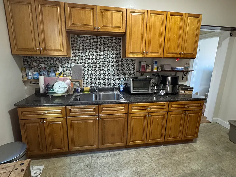 2 Linden St #S3 — Photo 4