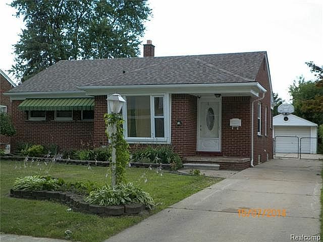 1st image of 28482 N Clements Cir