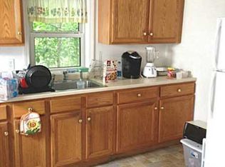 20 Adelaide Ave, Warwick, RI 02886