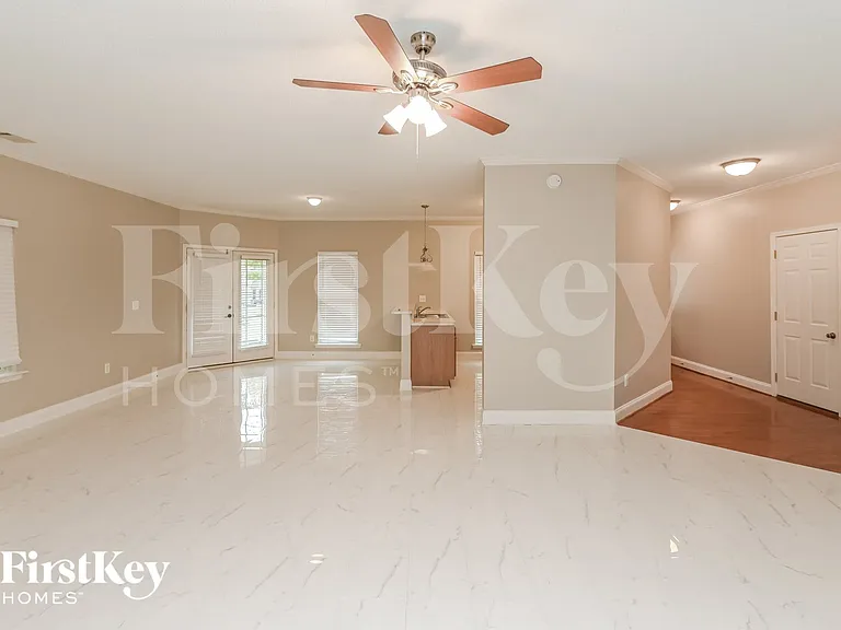 8610 Taybrook Dr — Photo 6