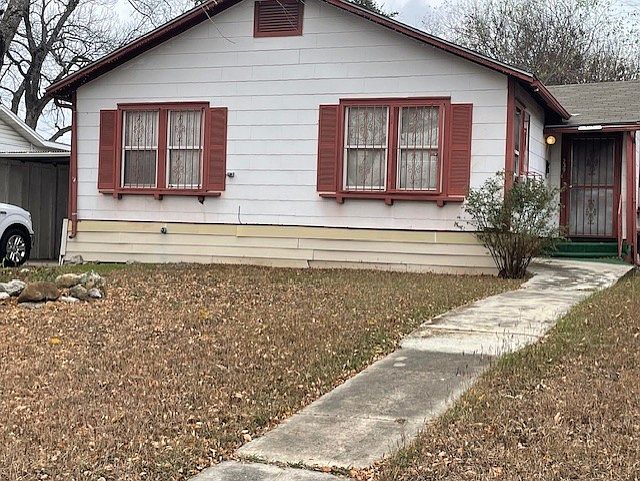 1st image of 239 Lyric St