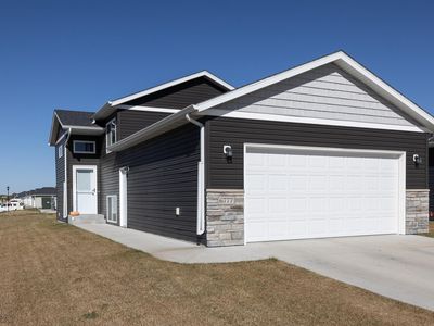 6777 70th Ave S, Horace, ND, 58047