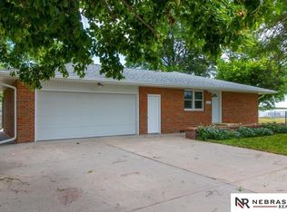 525 Maple St, Adams, NE 68301