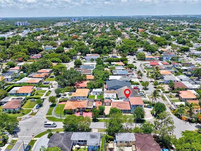 500 SW 51st Ct — Photo 77