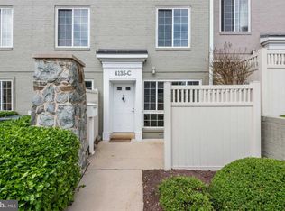 4135 S Four Mile Run Dr UNIT C, Arlington, VA 22204
