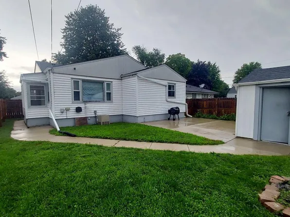 1405 15th AVENUE, South Milwaukee, WI 53172