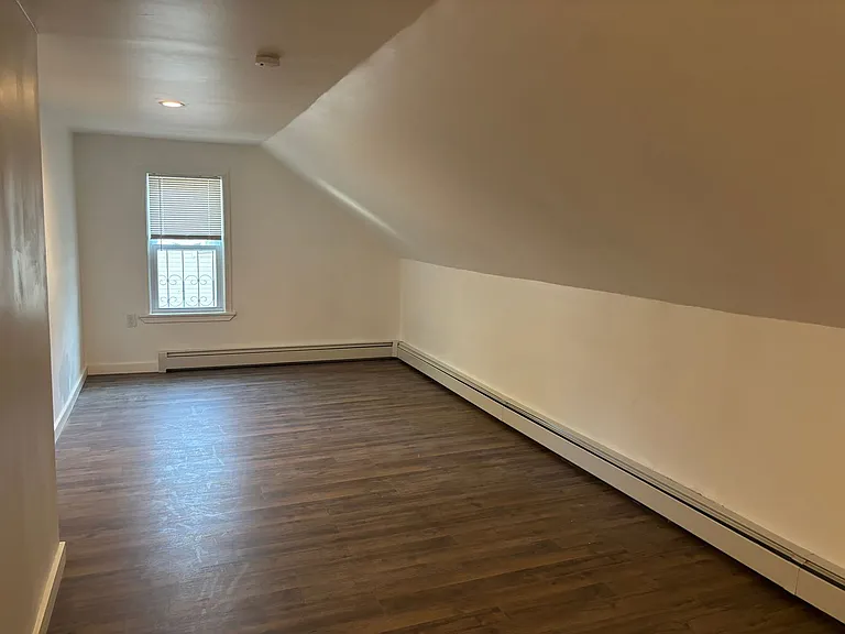 22 Armington St #2 — Photo 12