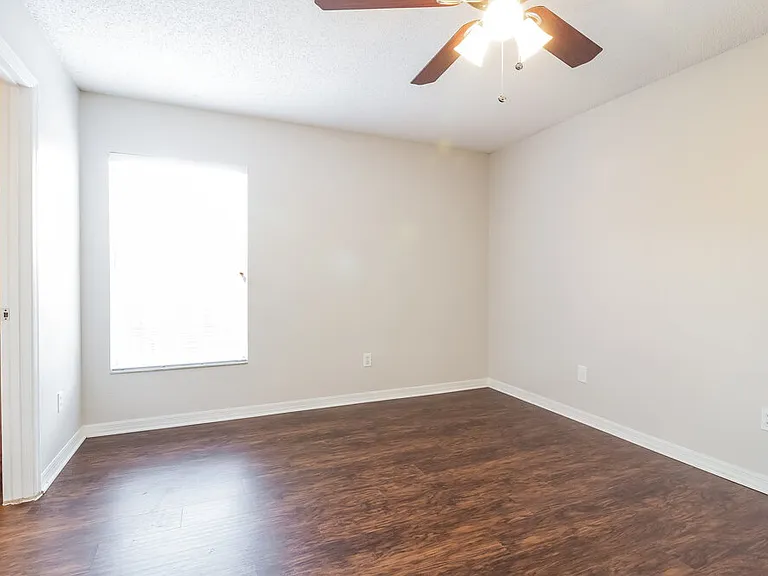 145 Burnsed Pl — Photo 6