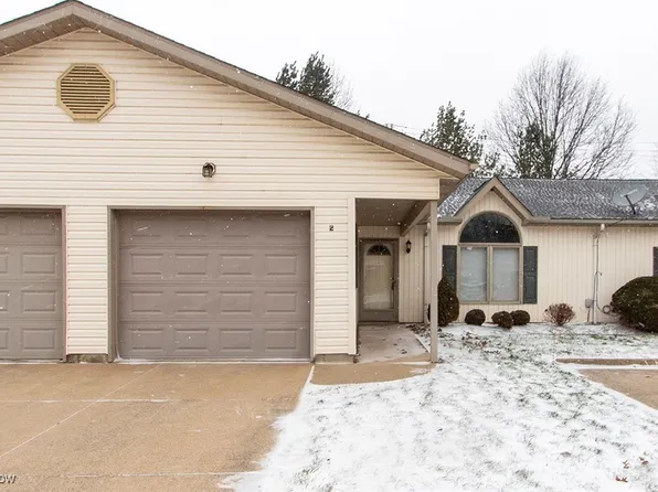 806 Ryan Rd APT 2, Medina, OH 44256