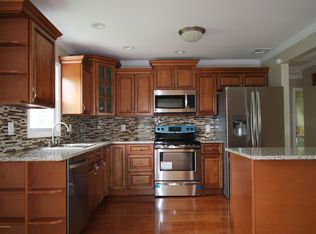 15 Hatfield Rd, Toms River, NJ 08757