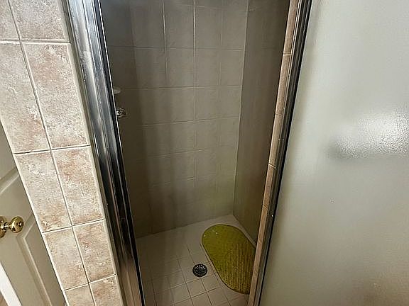 5th image of 28986 Christopher Ln