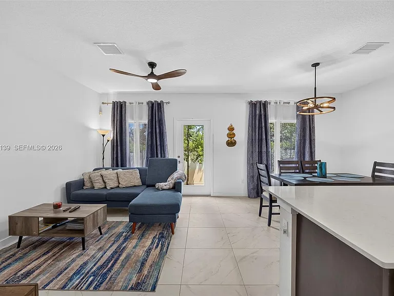 6015 Cranberry Ct — Photo 14