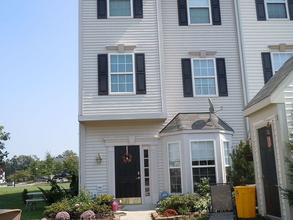 301 Assembly Point CT