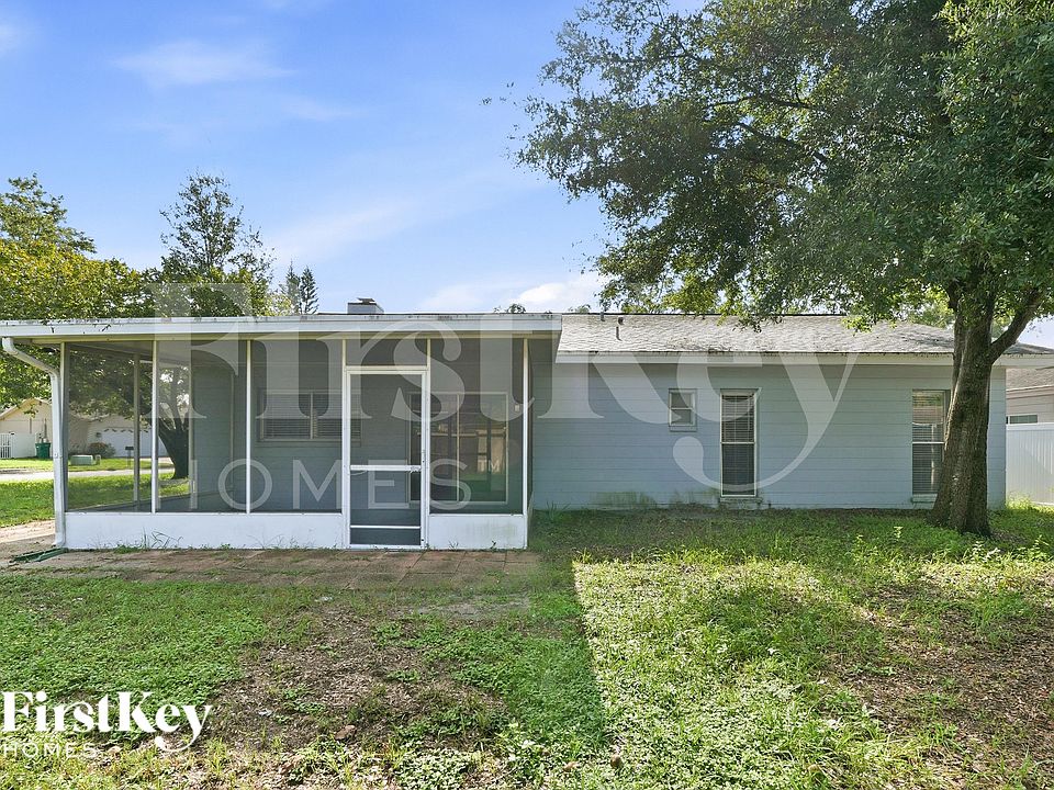 2nd image of 1794 E Groveleaf Ave