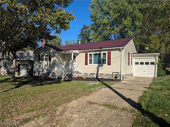 2nd image of 219 Efaw Ave