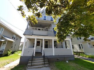 31 Denton Cir, Springfield, MA 01104