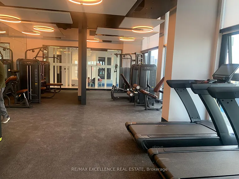 260 Malta Ave #1702 — Photo 8