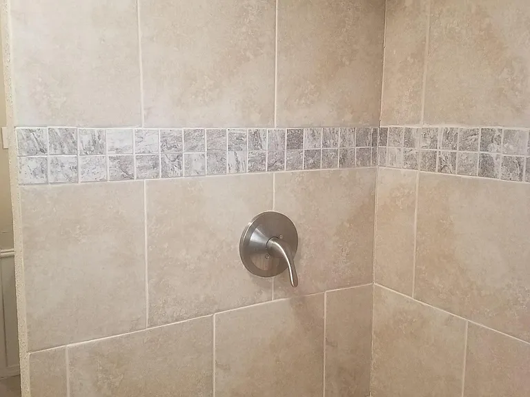 618 Billie Ruth Ln — Photo 10