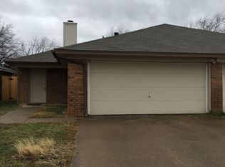 6325 Mark Ct, North Richland Hills, TX 76182