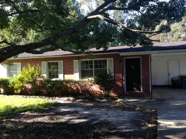 715 Gordon St, Brunswick, GA 31520