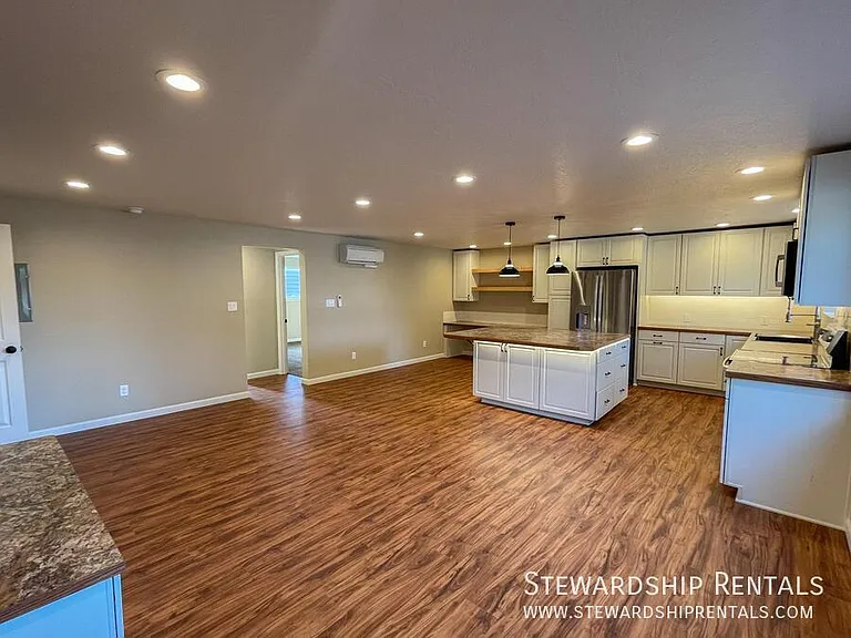 1020 E 18th Ave #2 — Photo 4