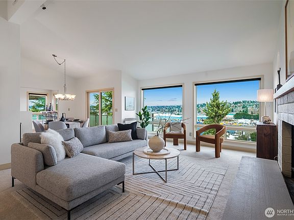 4th image of 924 W Emerson Street #932A