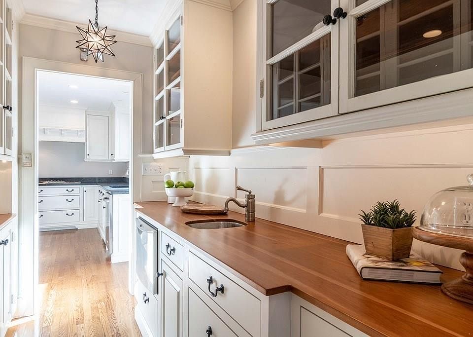 43 Burditt Ave, Hingham, MA 02043 Zillow