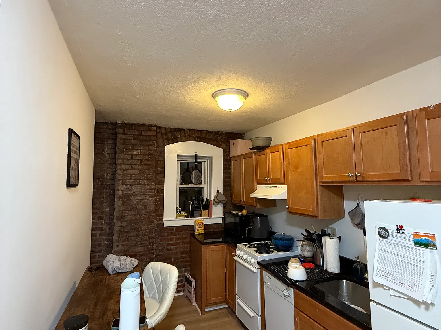 3 bed, 2.0 bath, $5,595 — Photo 4