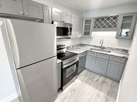 2nd image of 4400 1st St N Unit 103
